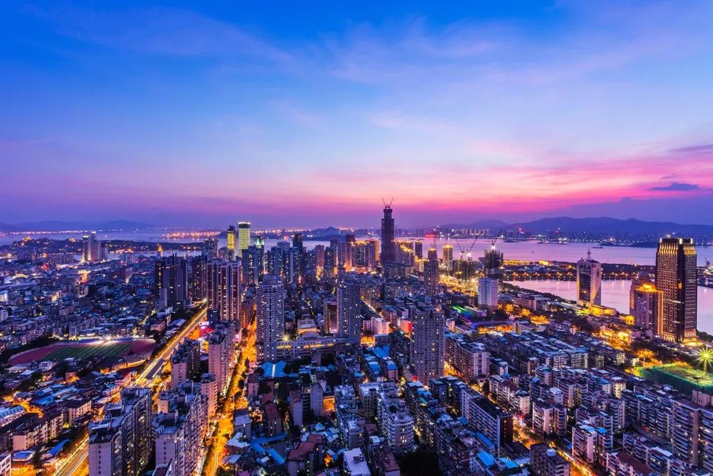 福建，东南沿海的温婉女子，千年故事的山水画卷